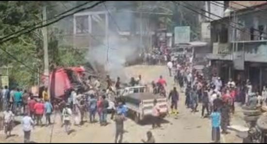 මෝටර් රථ ප්‍රවාහන දෙපාර්තමේන්තුවේ කණ්ඩායමක් අකුරණට